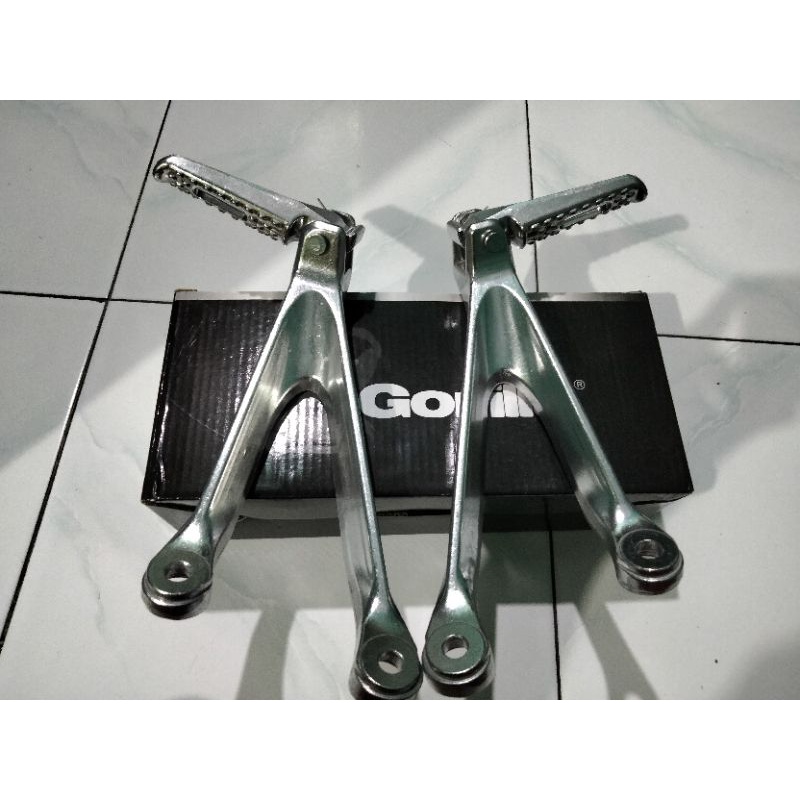 Postep Fostep Posteeg Belakang CB CBR 1000 Merk Gorilla Original Impor