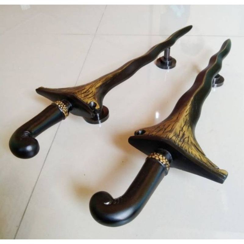handle pintu rumah klasik antik motif keris 50 cm bahan kuningan asli