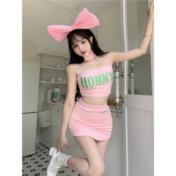 Strawberry Hitam ~ Musim Panas Baru Bordir Tube Top + Tas Pendek Pinggang Tinggi Hip Rok