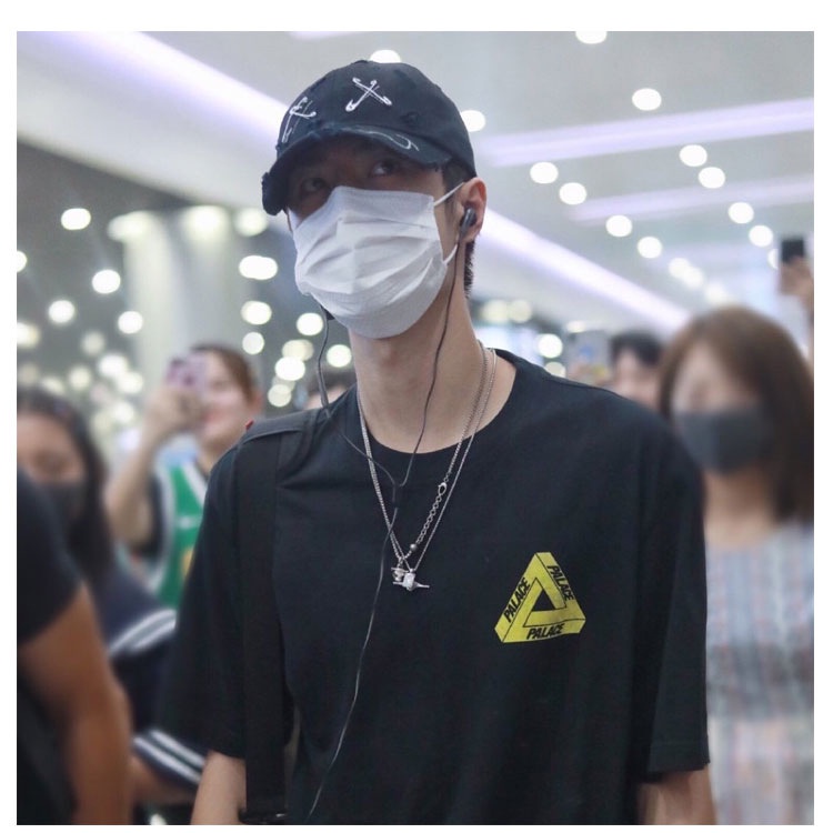 Baru fashion merek skateboard pemegang Jembatan liontin lanyard Queen Yibo yang sama kalung pria hip