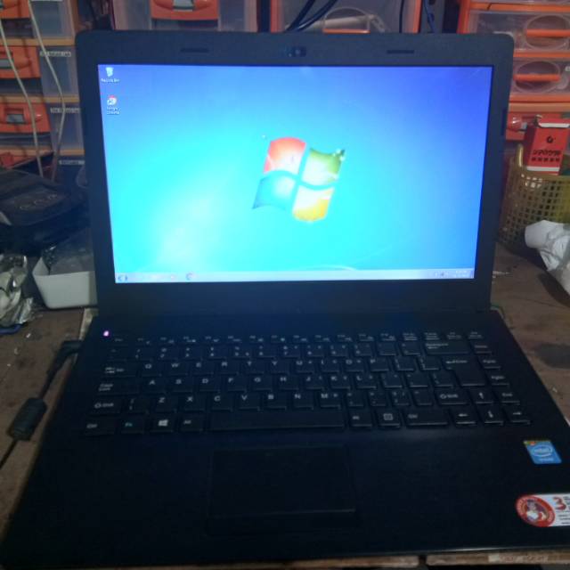 Laptop axioo