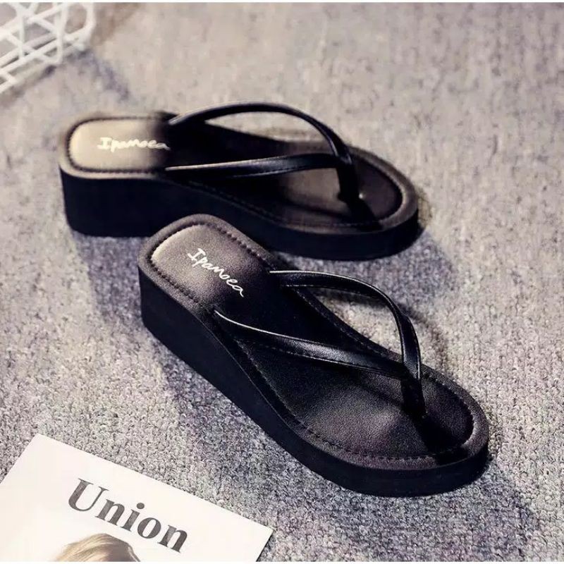 SANDAL WANITA WEDGES HELEN 99