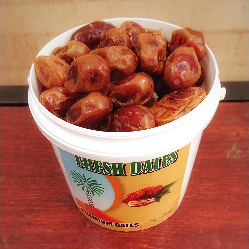 Kurma Khalas Fresh Dates 700 Gram Kemasan Ember