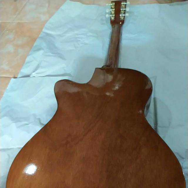 GITAR AKUSTIK PEMULA MURAH