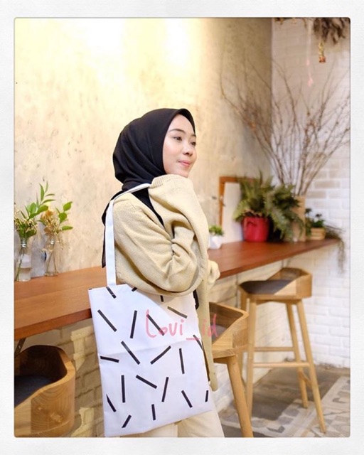 Lovi_id - Tas Tote Bag Wiggy
