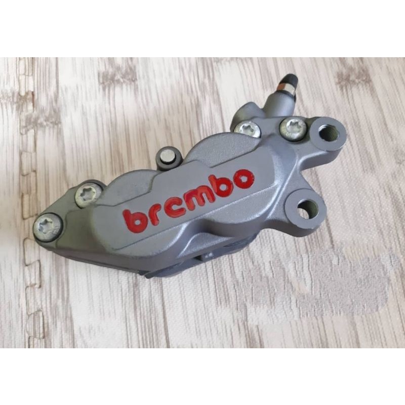 KALIPER BREMBO 4P 1PIN KANAN GRADE ORI THAILAND