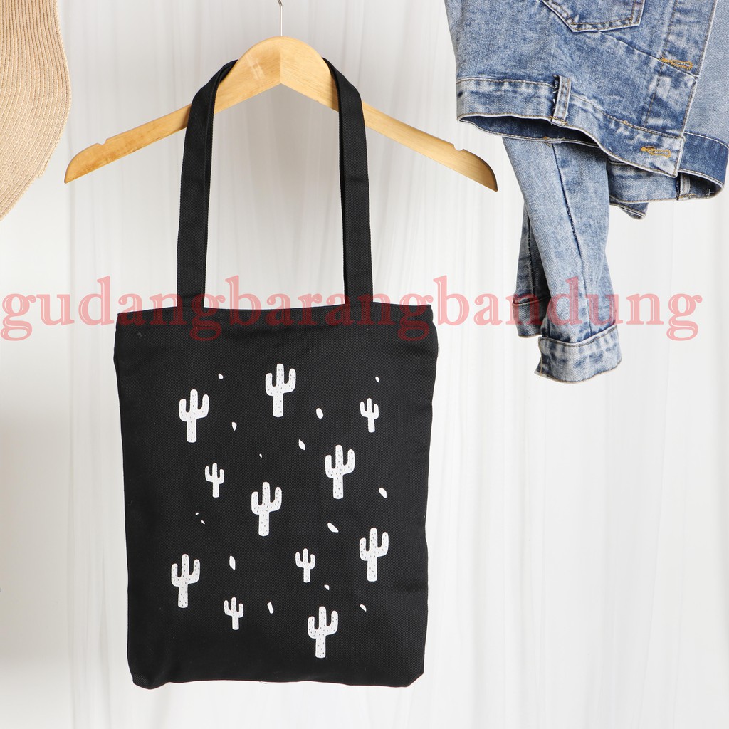 Tote Bag Kanvas Wanita dengan Resleting - Desain Aesthetic Cactus Black yang Unik dan Elegan