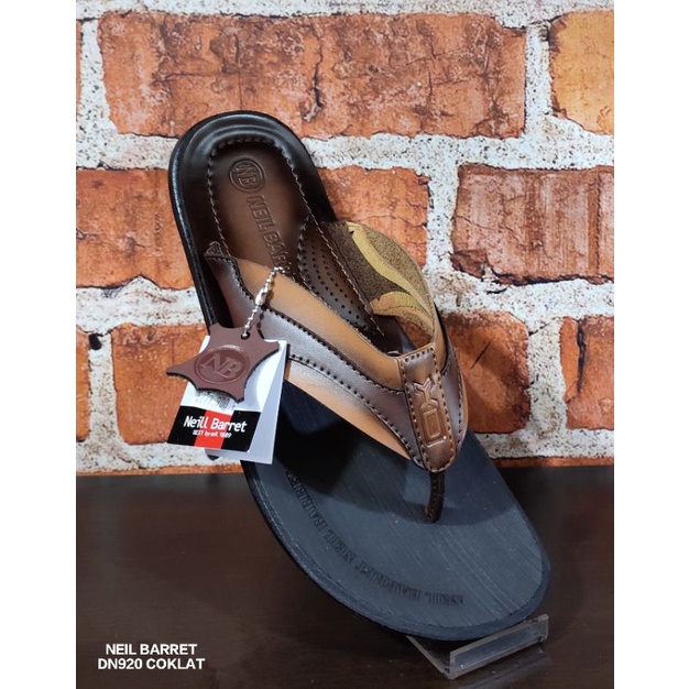 sandal pria , sandal cowok , sandal jepit bahan kulit NEIL BARRET