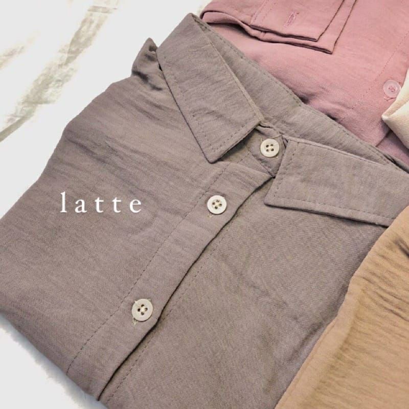 Premium Keisya Crop / Kemeja Crop Crinkle AirFlow / Hanin Crop-CROP SOFT LATTE