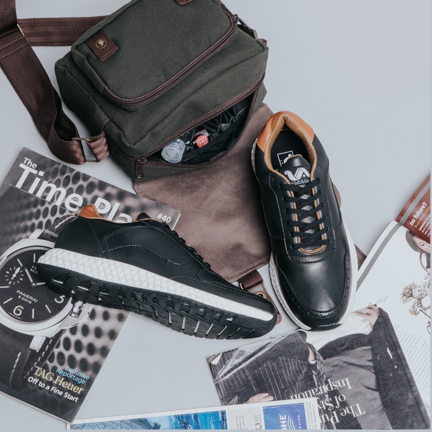 GARRETH BLACK ORIGINAL x LVNATICA Sepatu Sneakers Hitam Pria Kets Tali Casual Jalan Santai Hangout Main Nongkrong Kondangan Sekolah Kuliah Distro Fashion Simple Shoes Semi Kulit Premium Skate Footwear Big Size Jumbo Ukuran Besar 44 Keren Terbaru Kekinian