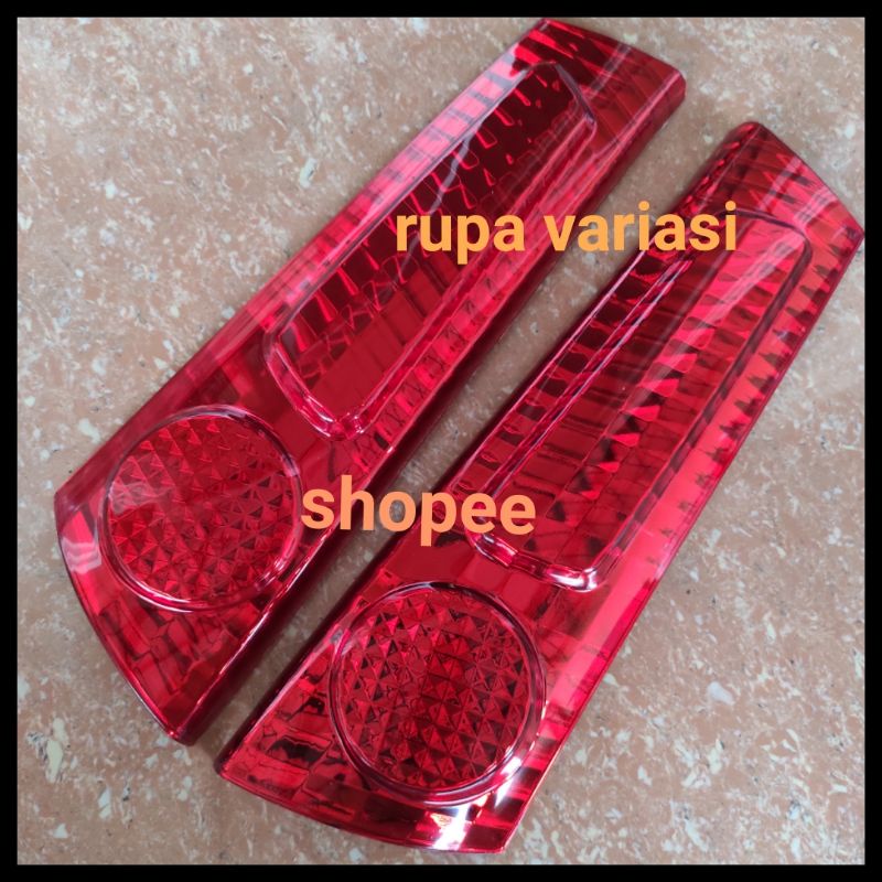 Reflektor belakang atas PINTU bagasi toyota AVANZA / XENIA 2004 sampai 2011 MERAH 2005 2008 2009 2007 2006 2010 mata kucing tempel