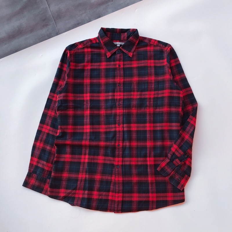 UNIQLO FLANNEL 2pcs (SIZE: L & XL) | SECOND