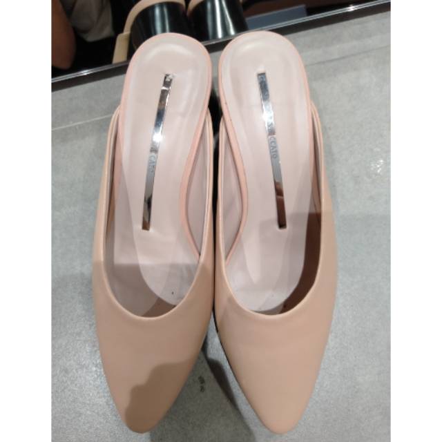 Staccato Nude Low Heels