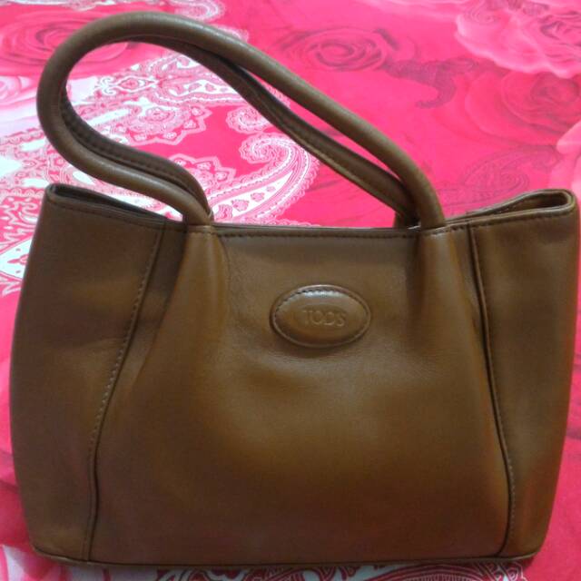 Tas wanita kulit tod's bekas