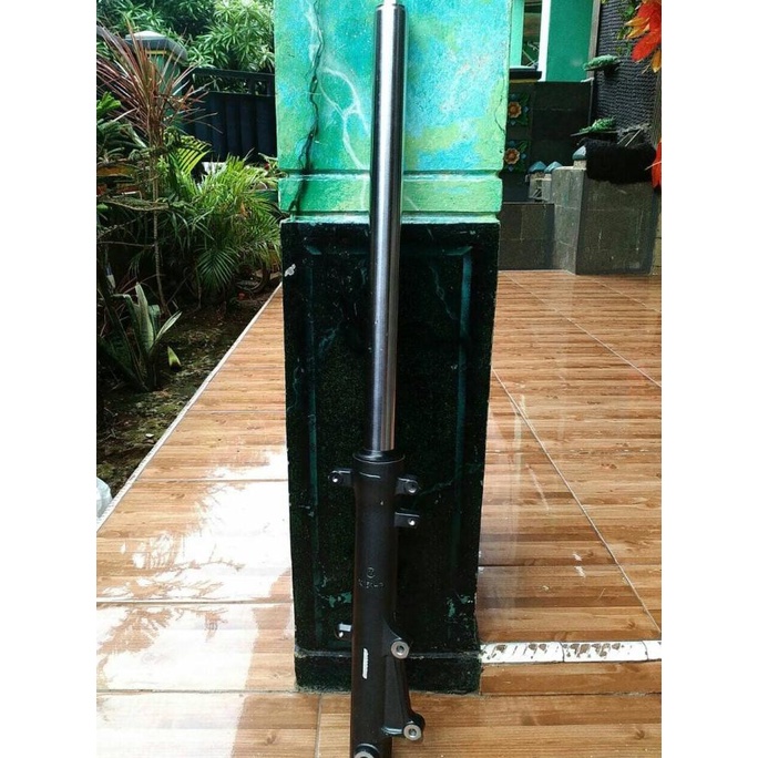 as shock depan dan tabung versa megapro primus 2bj k18 ori harapan44 Kualitas Baik