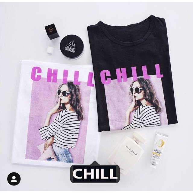 Fourfashion Kaos T-shirt  Wanita CHILL WOMAN Warna Hitam Putih Bahan Spandek Kaos Wanita Kekinian