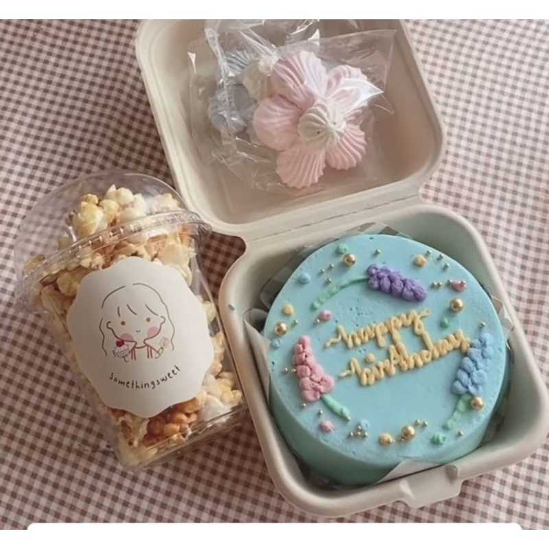 

somethingsweet lunch cake snack box