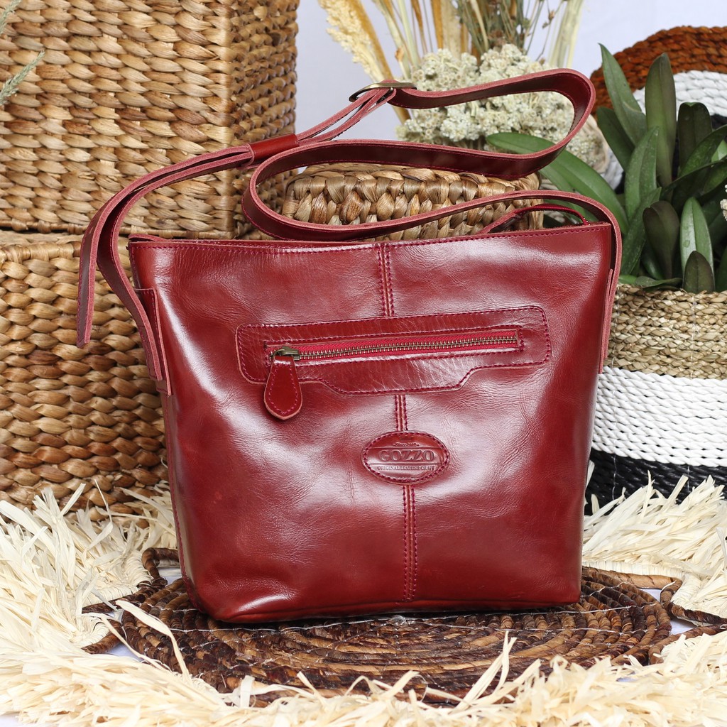 TAS SELEMPANG WANITA KULIT SAPI ASLI EMERALD MAROON / FREE GRAVIR NAMA KAMU DI GANTUNGAN TAS