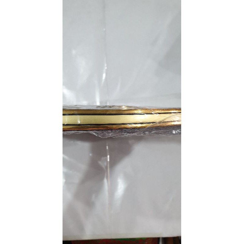 Lis Variasi Gold Akuarium Meja Lemari 10 mm 1 Roll 45 meter.