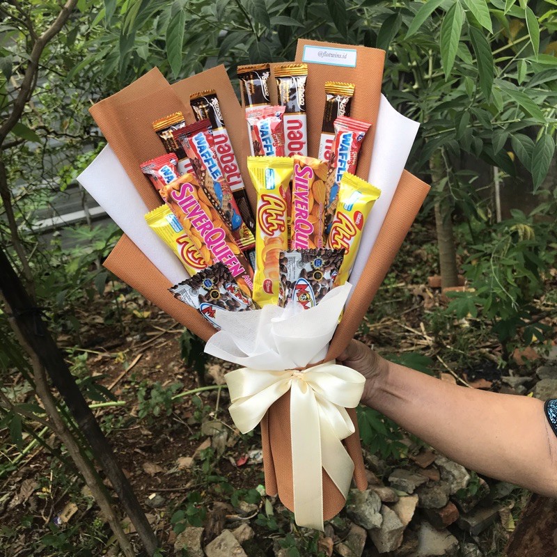 

Buket Snack Wisuda/Buket Makanan/Handbouquet