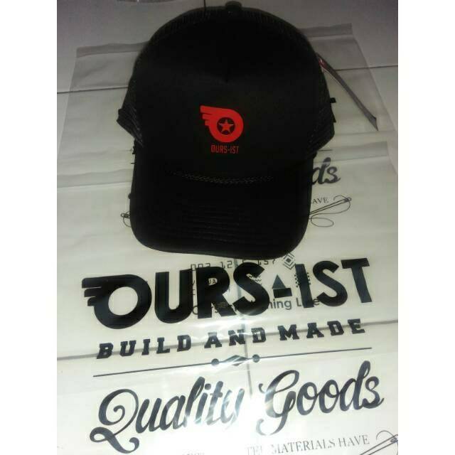 Topi OURS-IST original