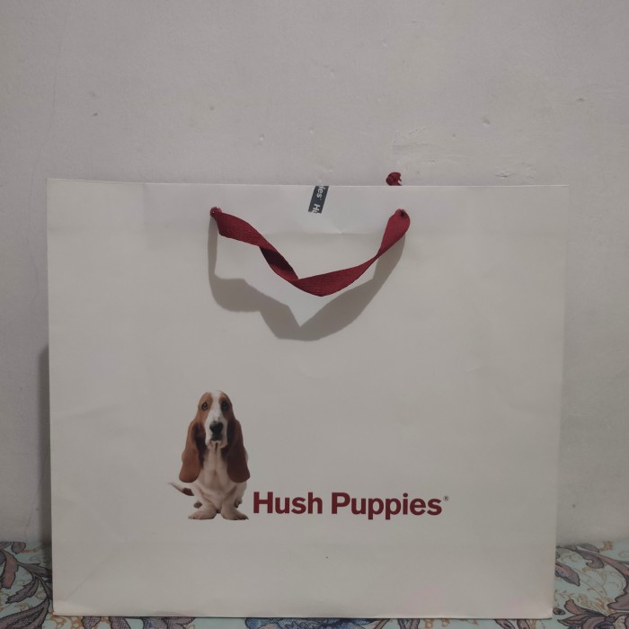 

BISA BAYAR DITEMPAT paperbag hushpuppies large / paper bag hushpuppies original