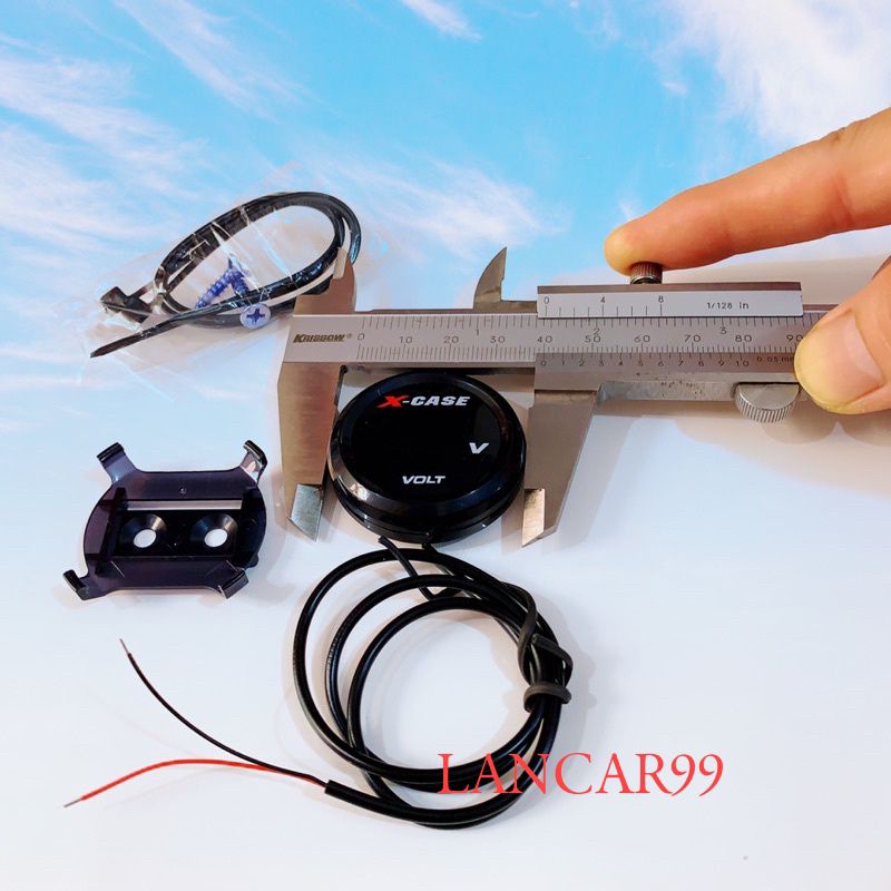 VOLTMETER AKI DIGITAL BULAT LED PLUS BREKET DUDUKAN UNIVERSAL