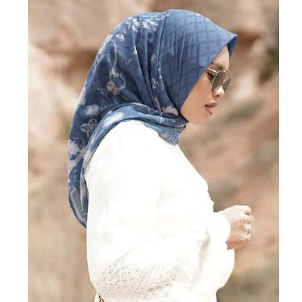 New As Is Buttonscarves Sofya Bijou