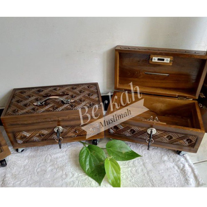 Kotak Amal Infaq  Kayu Jati Mini ukiran klasik
