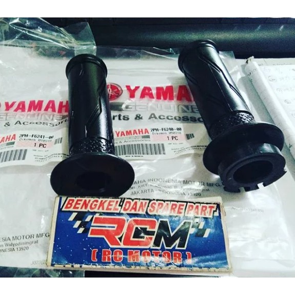 HANDGRIP HAND GRIP HANFAT HANPAD KIRI KANAN MIO M3 MIO125 125 ORI ORIGINAL YAMAHA 2PH-F6240-F6241-00