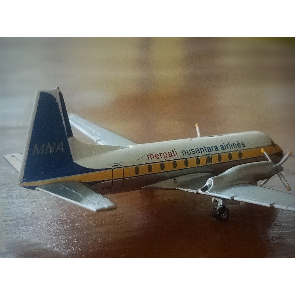 Diecast Pesawat Miniatur H.P.Herald & HS-748 Merpati Nusantara Airlines