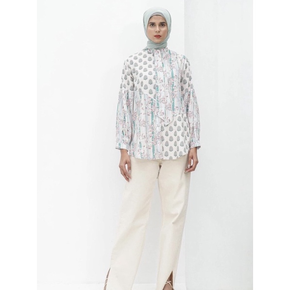 saila top beige size Xl by aleza label