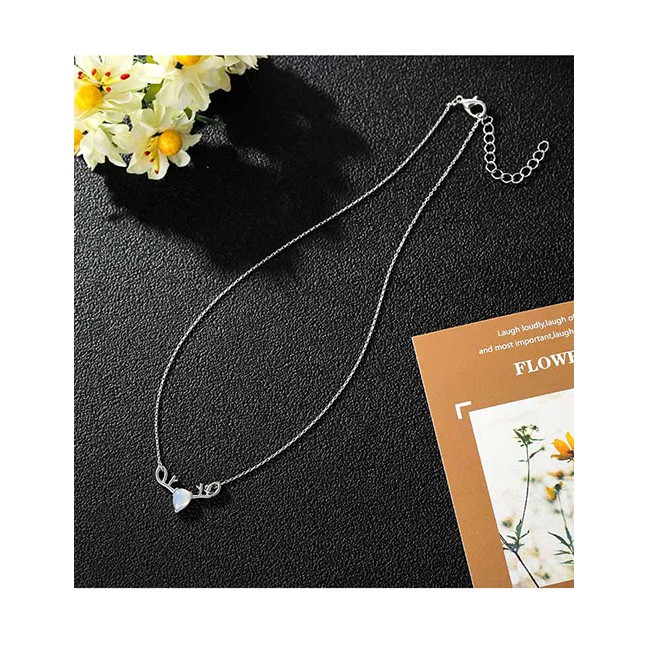 LRC Kalung  Fashion Silver Geometric Zircon Necklace