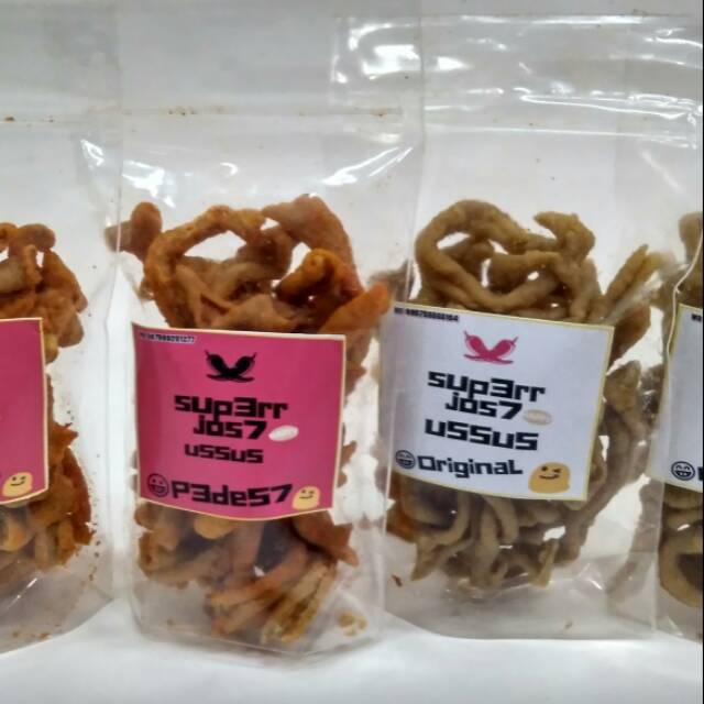 

kripik usus sup3rr joss... Rasa pedas dan ori.... Enak sekali