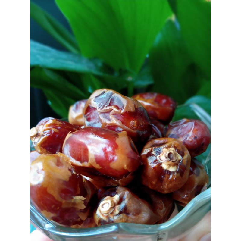 

Kurma Khalas