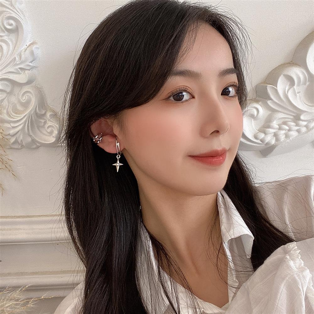 Anting Tusuk Model Simple Untuk Wanita