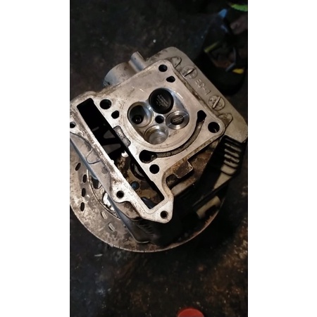 HEAD SATRIA FU 25 22  besar KLEP BRT/Thailand  bahan dari head BEKAS layak pakai