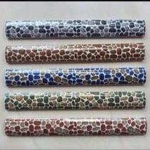 Kuku Macan / Bonbon / List Keramik Motif Batik Batu 2x20cm