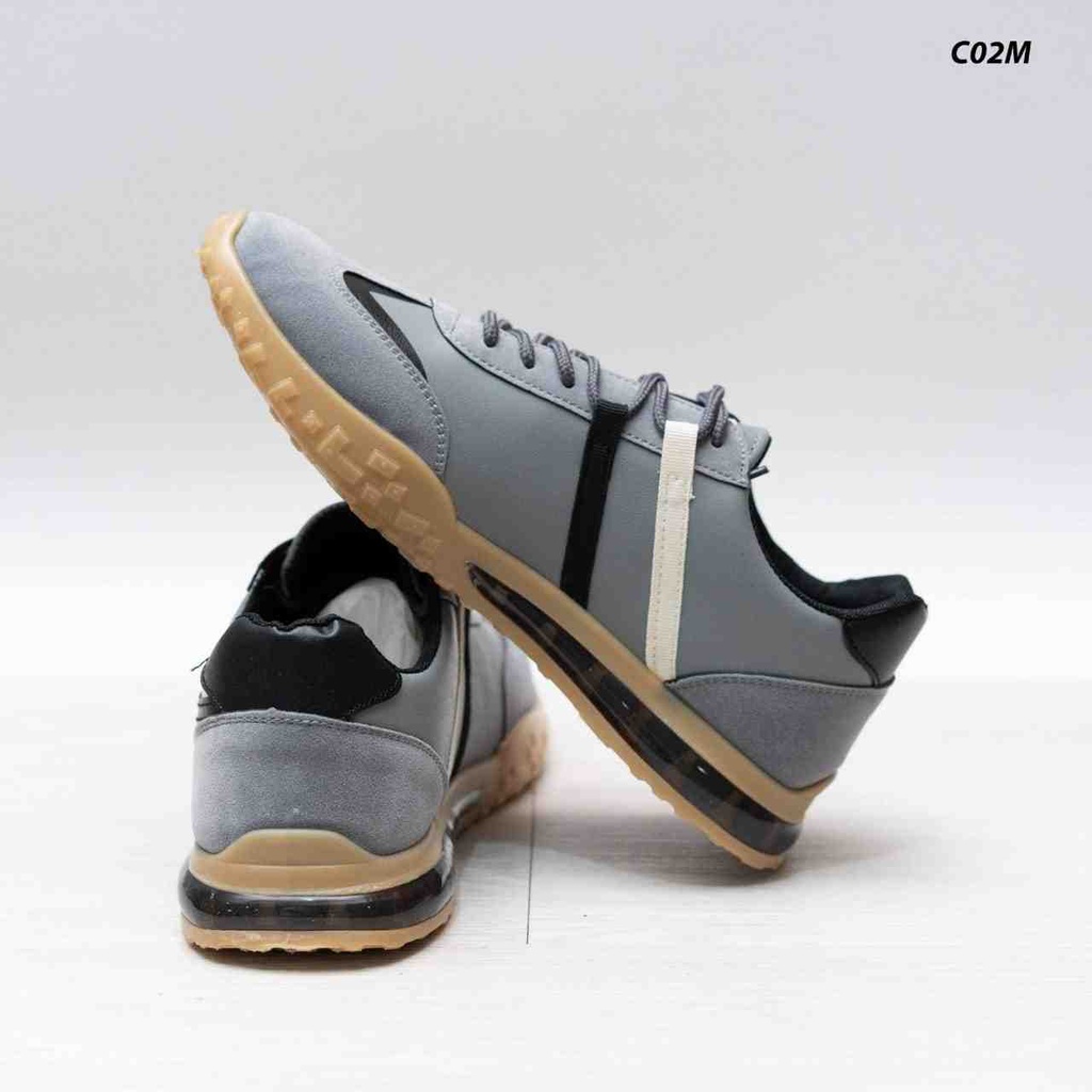 SEPATU  FASHION COWOK C02M