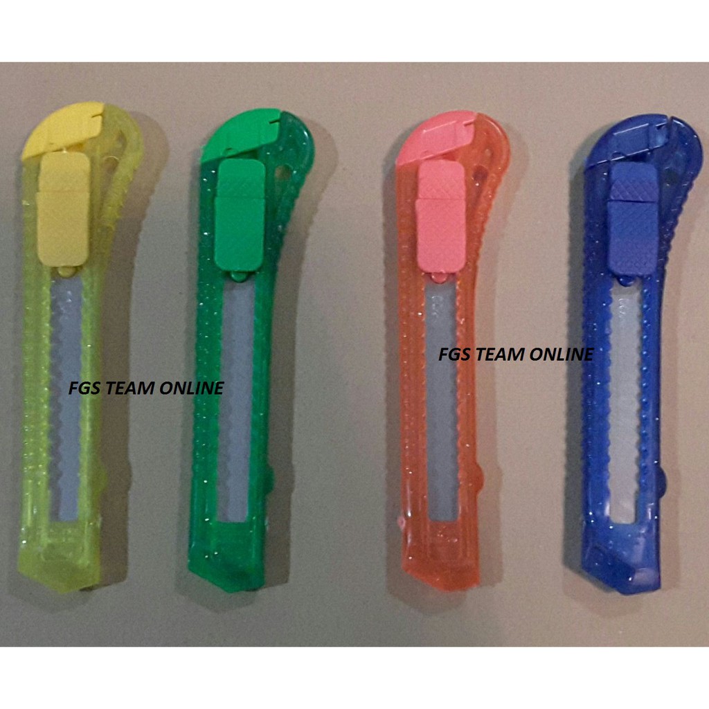 

PISAU CUTTER MURAH WARNA WARNI 1 SET 4 PCS