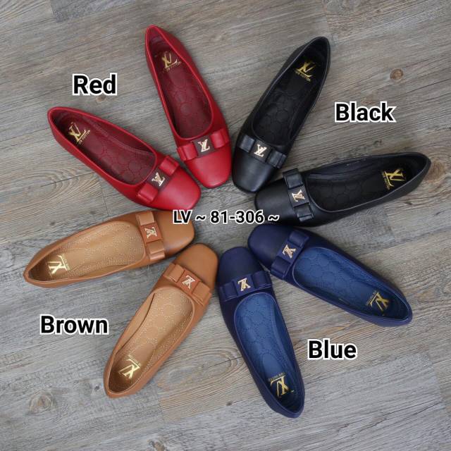 LV FLATS SHOES