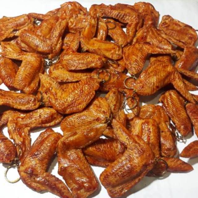 Gantungan kunci ayam goreng sayap ayam jumbo souvenir pernikahan unik dan lucu  YR SOUVENIR BANDUNG-1