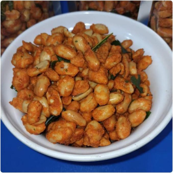 

Kacang Goreng Pedas Manis Dafa.Olshop