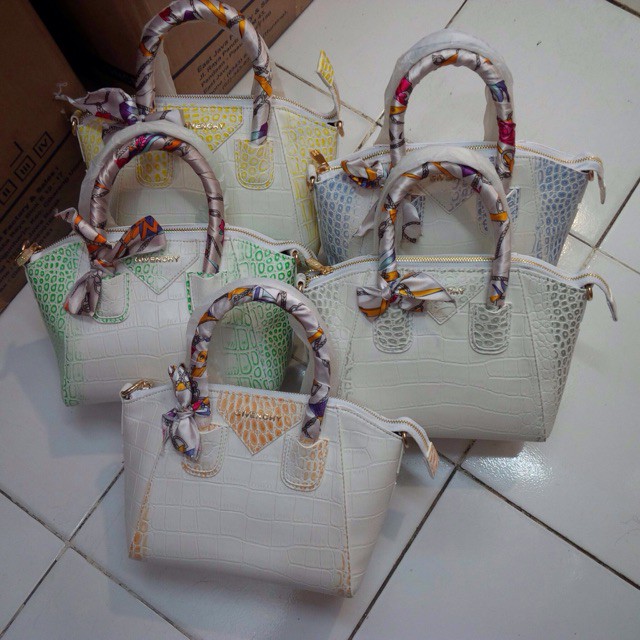 Hot Sale Diskon Promo Tas Wanita Branded Givenchy Antigona Croco Himalaya Mini