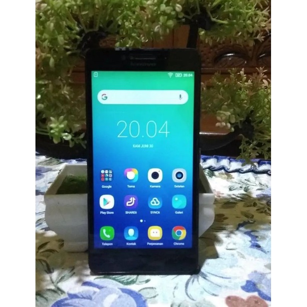 lenovo a6000+ ram 2/16 4g kondisi normal siap pakai.