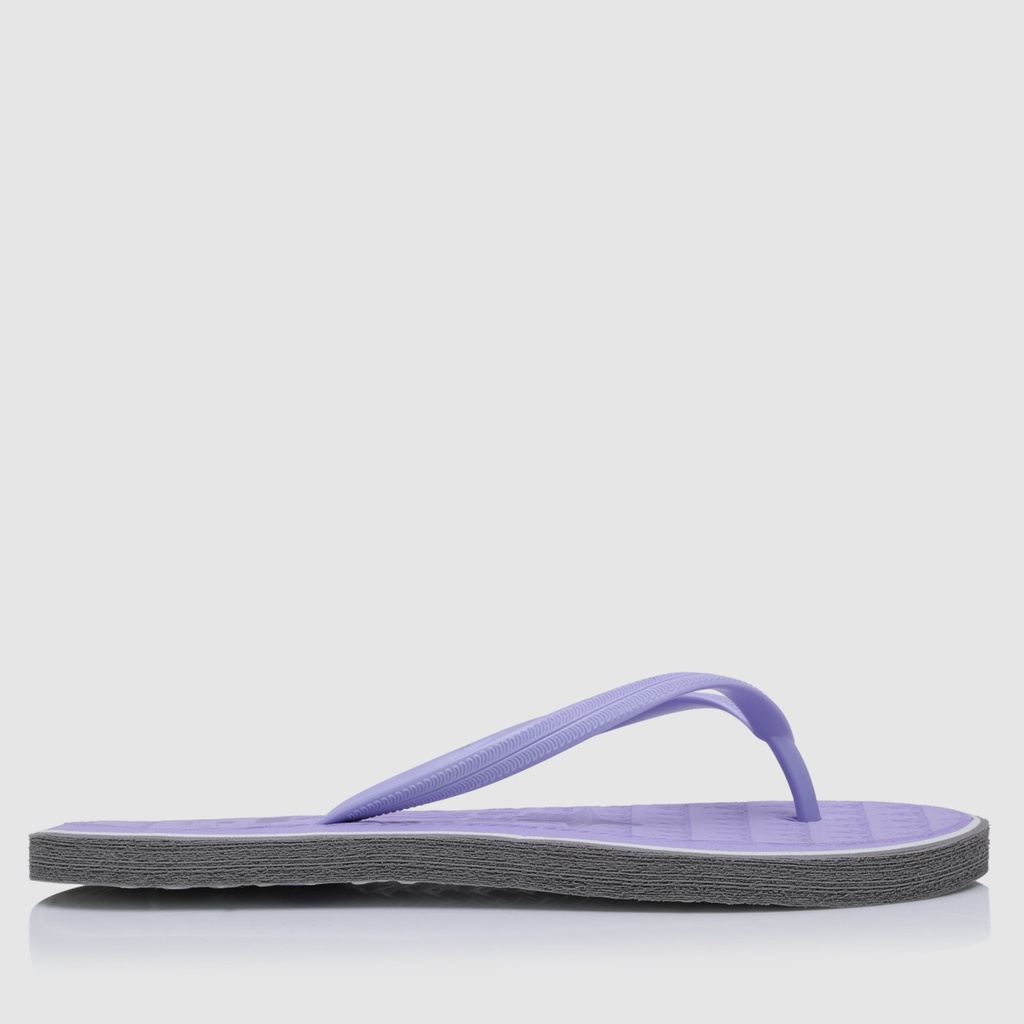 max textured slippers