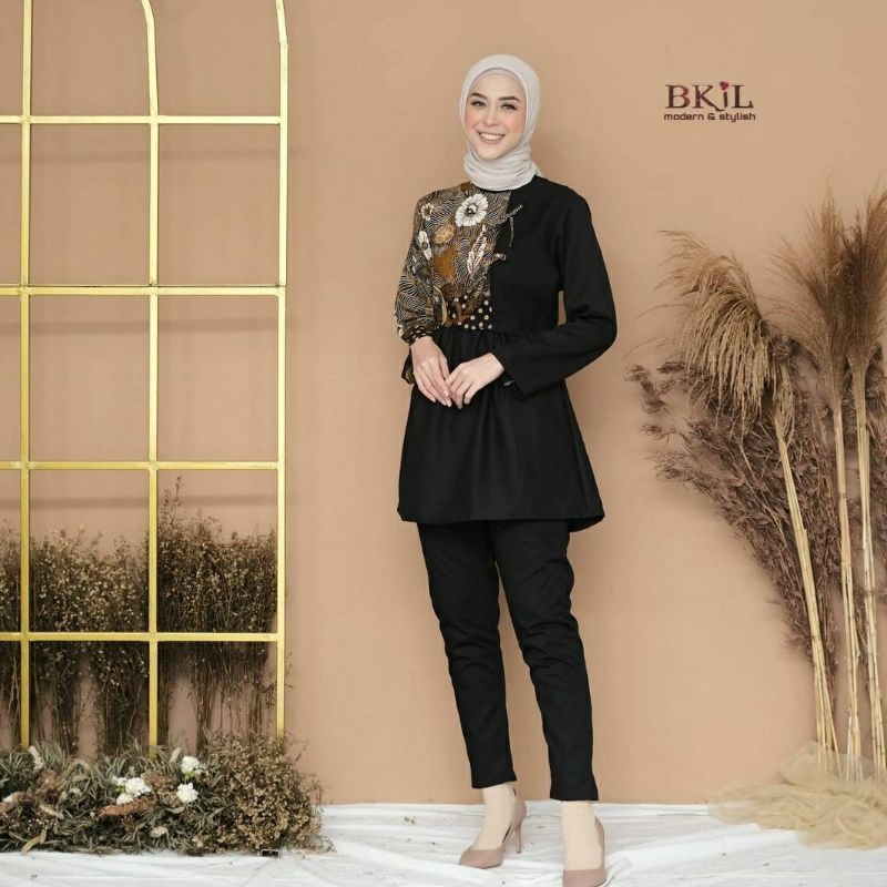 Batik wanita ASJ SA HRB026 Kenongo Kemeja Tosca Pendek-Isabel bunga hitam