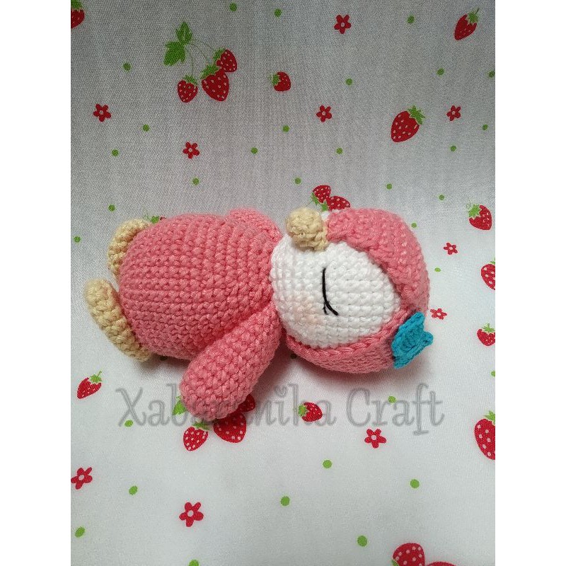BONEKA RAJUT AMIGURUMI PINGUIN