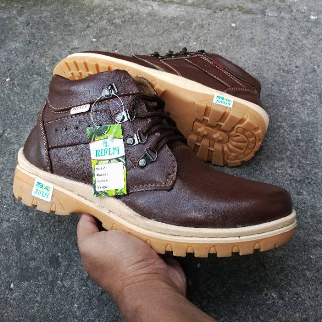 Sepatu Boots Pria Bahan Kulit Asli Elegan