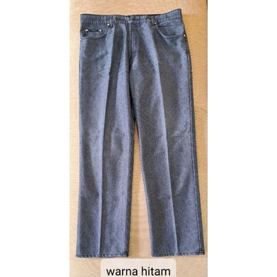 Preloved celana jeans Hugo sport  jumbo size 40